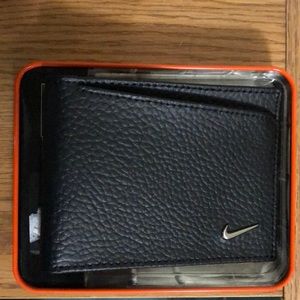 Nike Wallet NWOT